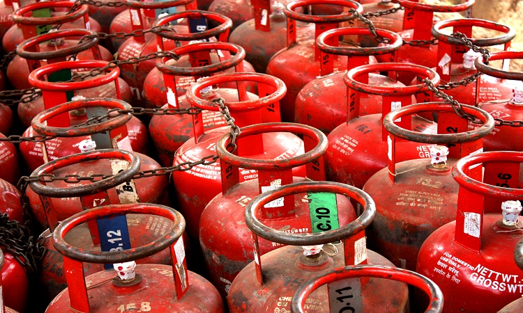 CCI Imposes Penalty On LPG Gas Vendors For Cartelization In Bidding Process [Read Order]
