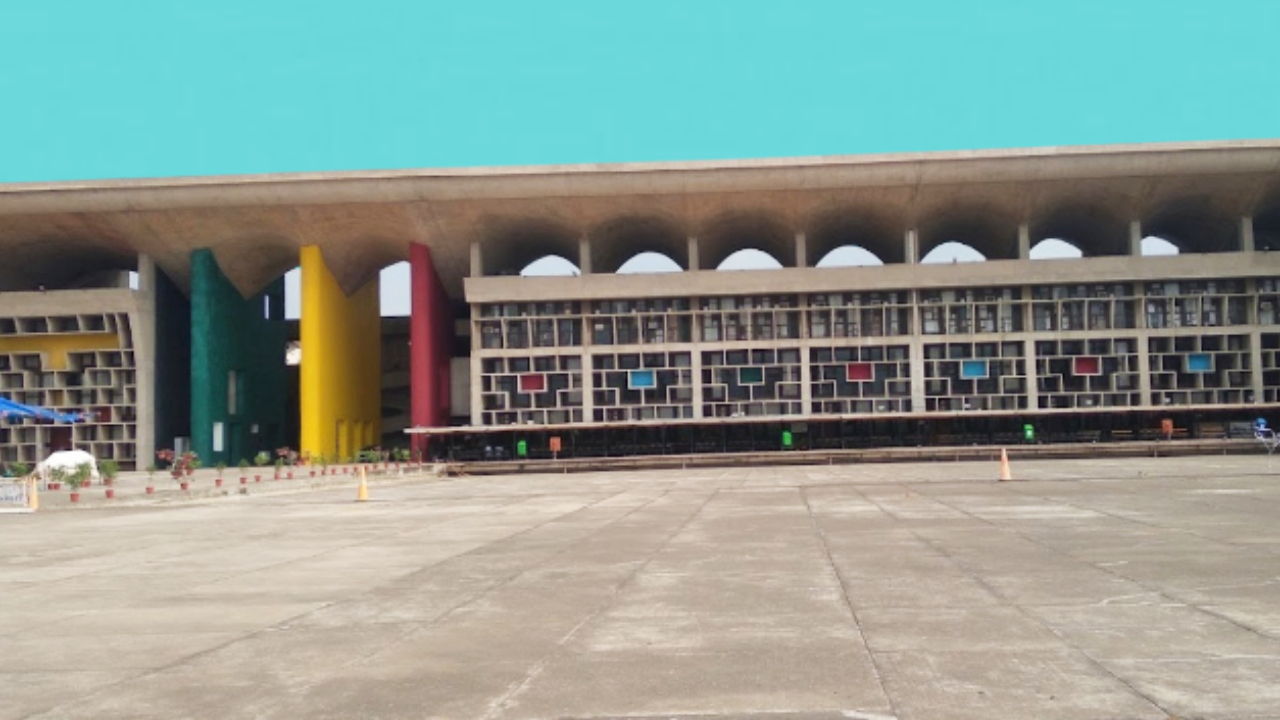 Transfer case, matrimonial dispute, Punjab and Haryana high court, Allowed, Favour Of Wife,  Grants Relief, Husband, Brain Cancer,