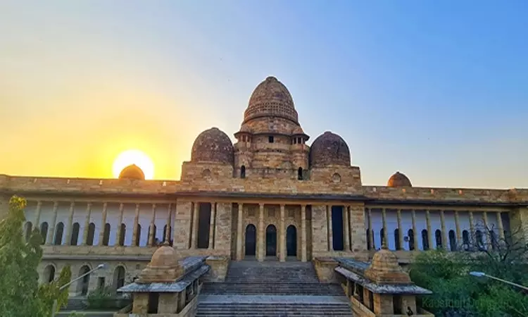 Consumer Complaint Is Not Maintainable Against Corporate Debtor During Subsistence Of Moratorium: Bombay High Court